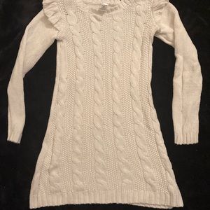 Cable knit sweater dress in size 4 and 5t